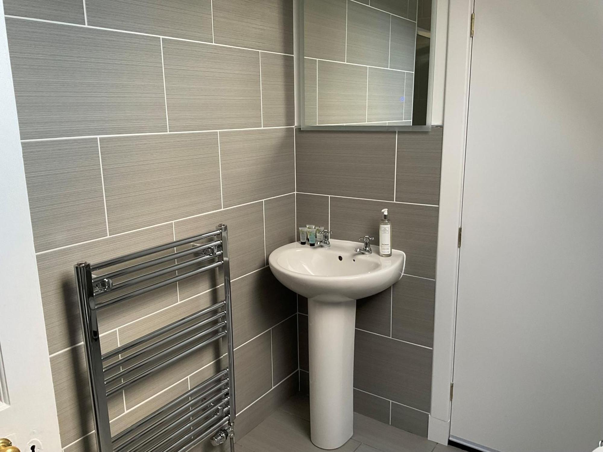 גולספי Glenshee Guest House מראה חיצוני תמונה