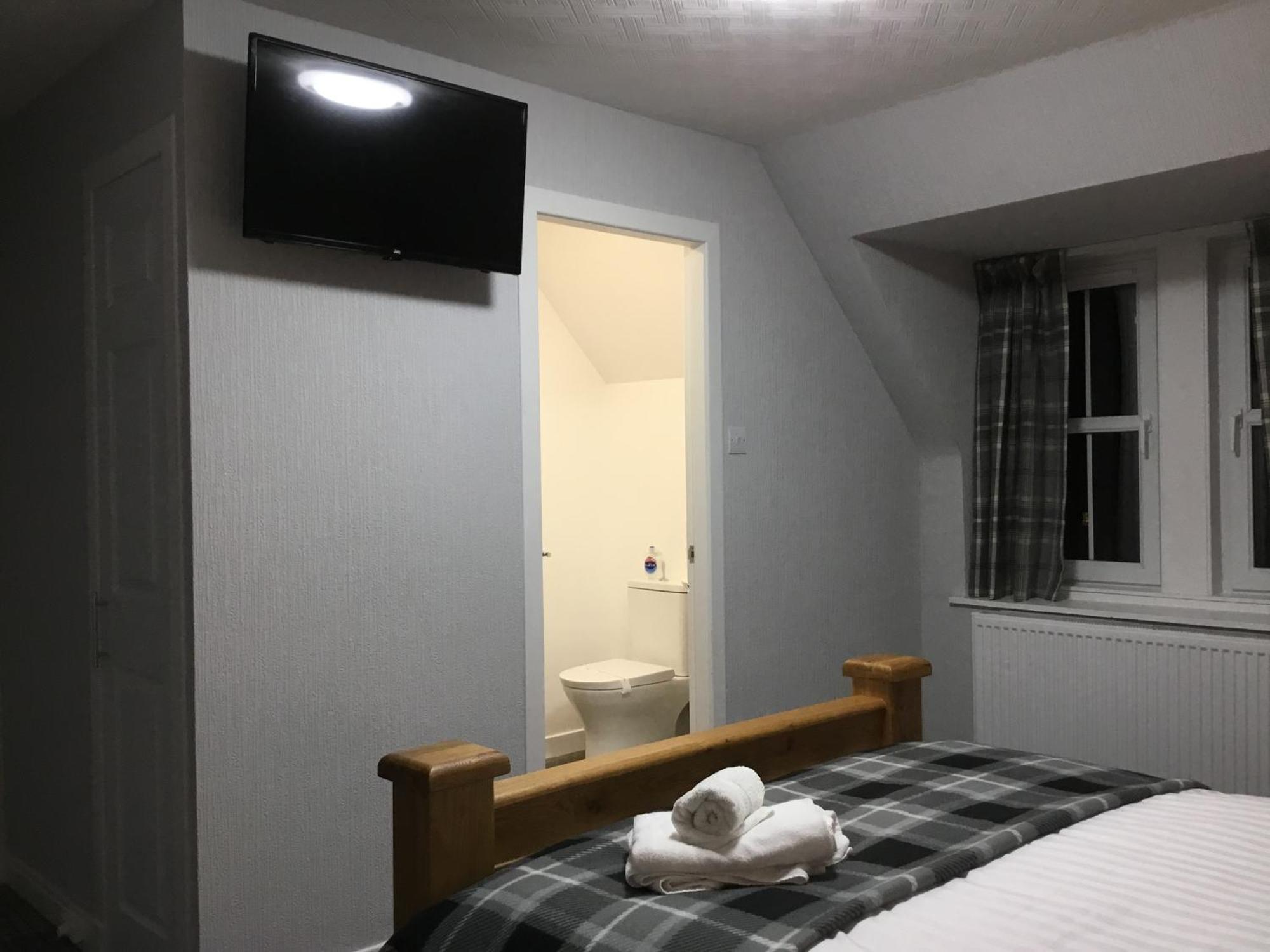 גולספי Glenshee Guest House מראה חיצוני תמונה