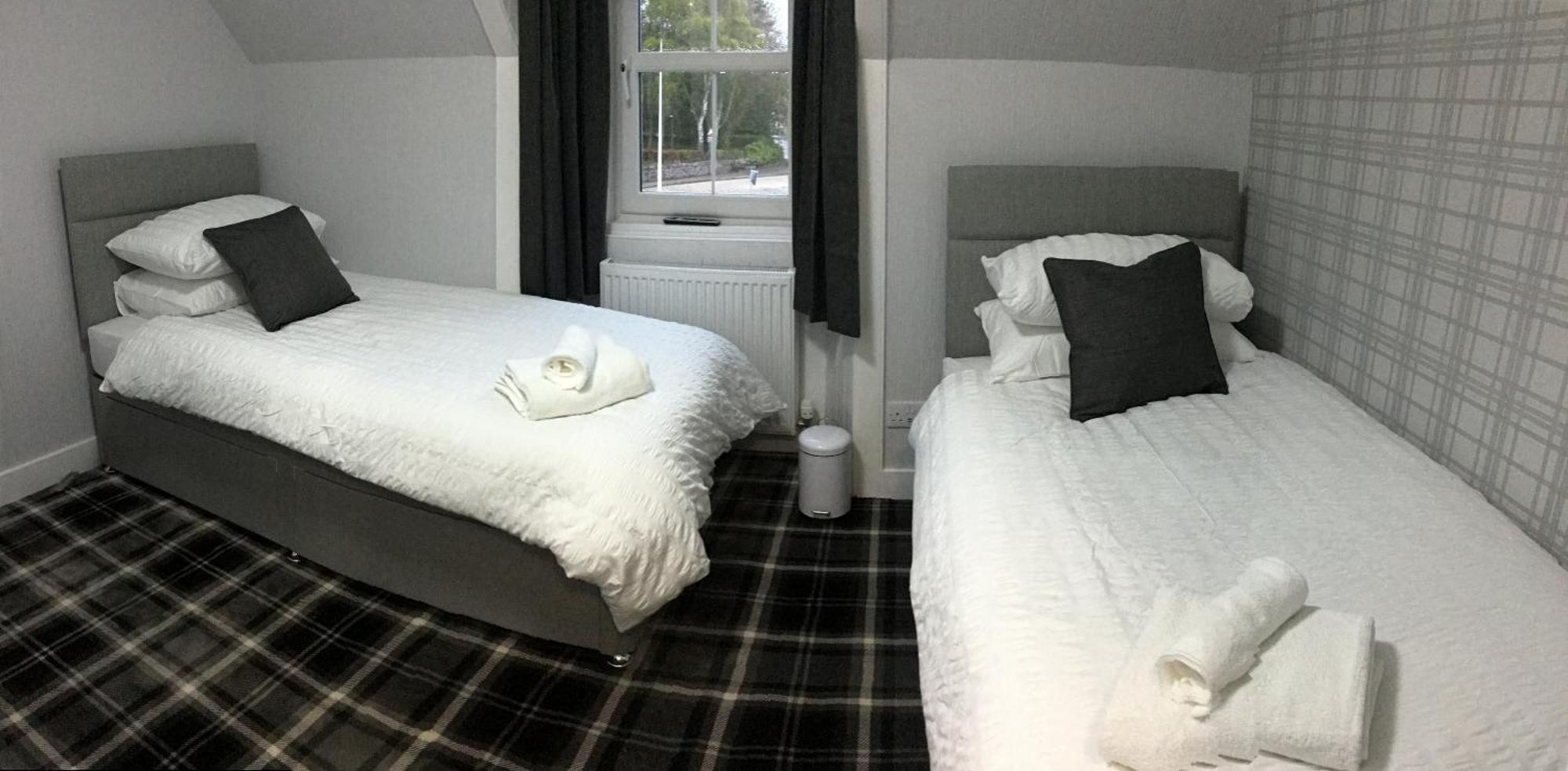 גולספי Glenshee Guest House מראה חיצוני תמונה